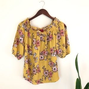 Daytrip off the shoulder floral blouse